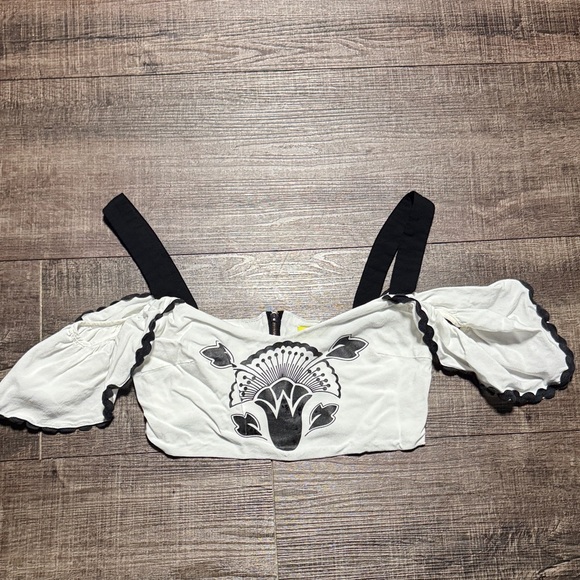 FARM Rio Tops - FARM Rio Black and White Off-Shoulder Top